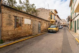 Terreny residencial  Calle de can valella. Solar urbano edificable 255m2