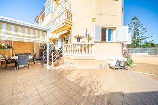 Ground floor in Son Ferrer. Planta baja de 3 dormitorios, gran terraza y parking en son ferr