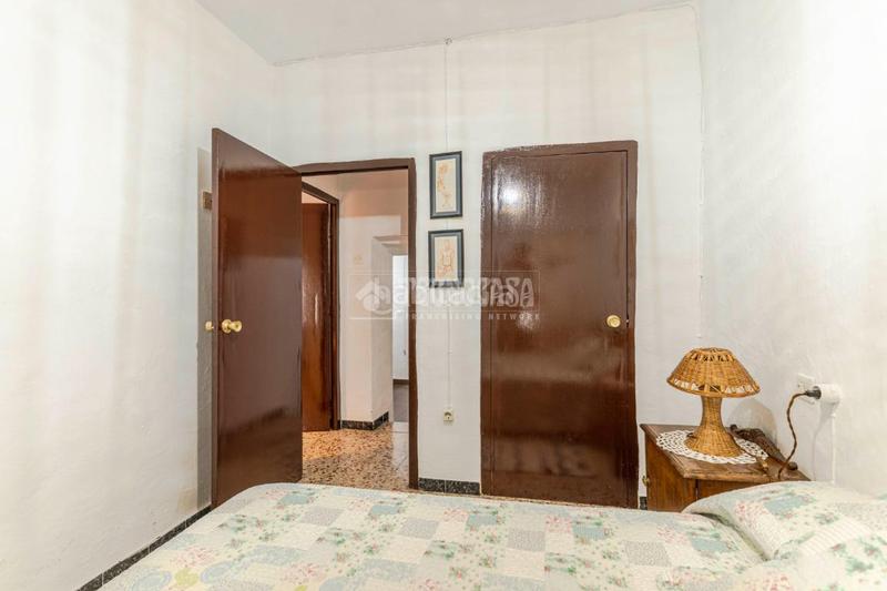 Foto 2c2f1f08-1224-4bb2-b217-280a36fe0e97. Casa pareada casa en venta en los guajares en Guájares (Los)