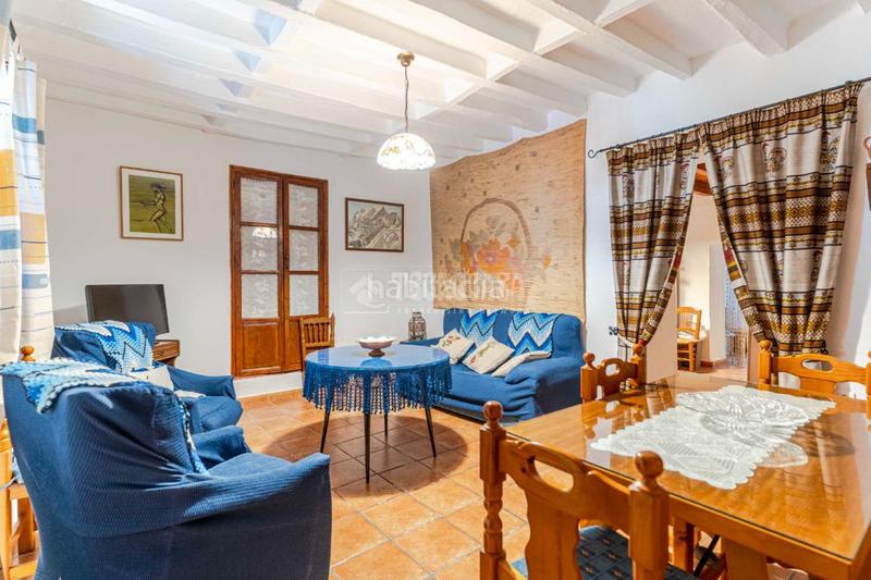 Foto 555a6cbe-85dc-4d83-961f-b7b8e08d822b. Casa pareada casa en venta en los guajares en Guájares (Los)