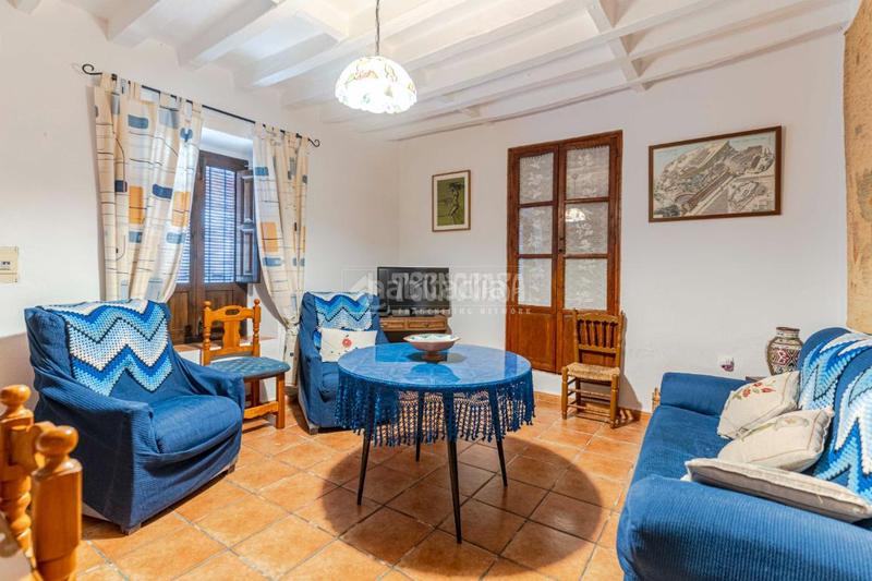 Foto 601f3a1b-4564-45c9-8d30-98a6d245bbc8. Casa pareada casa en venta en los guajares en Guájares (Los)