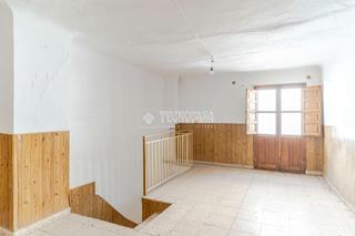 Casa aparellada a Lanjarón. Casa en venta en lanjarón