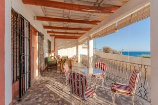 Casa aparellada a Torrenueva. Casa en venta en motril