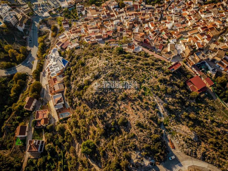 Foto 415e6bc4-6118-423f-b18d-3a066a1f3c74. Wohngrundstück in Vélez de Benaudalla