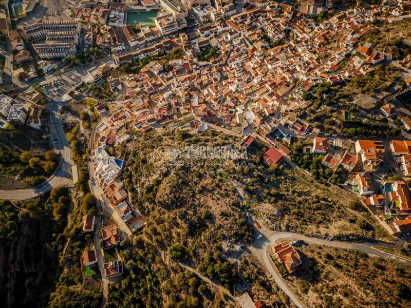 Foto 623cf8bd-bcd1-4e68-a2b5-09a3e0fe79ad. Wohngrundstück in Vélez de Benaudalla