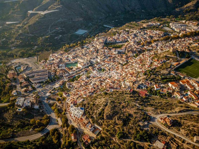 Foto 88f78173-ab66-4238-82fc-72fc78830e7d. Wohngrundstück in Vélez de Benaudalla