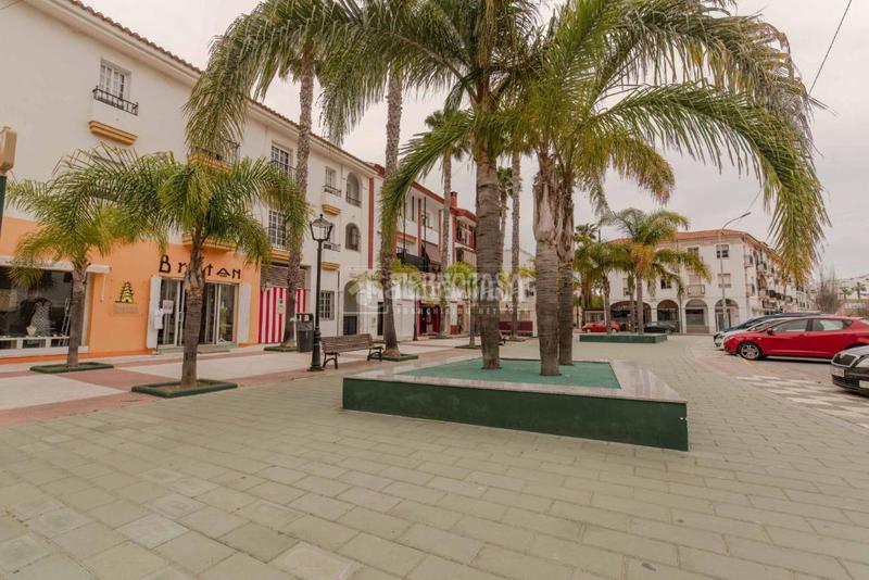 Foto 57961487-b7e4-4e81-bab6-321188e9e6f6. Local comercial a Centro Salobreña