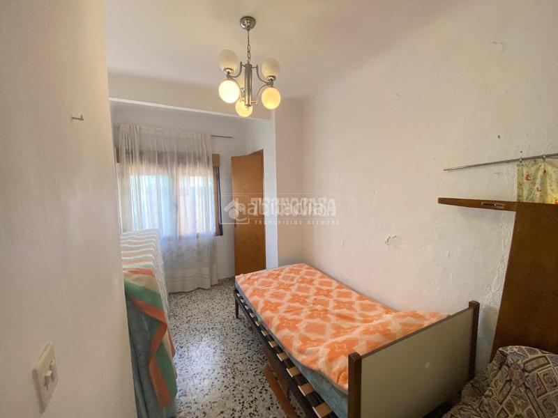 Foto 43de0c0f-31c2-4ea5-b659-054f22b3c25b. Casa aparellada a Lanjarón