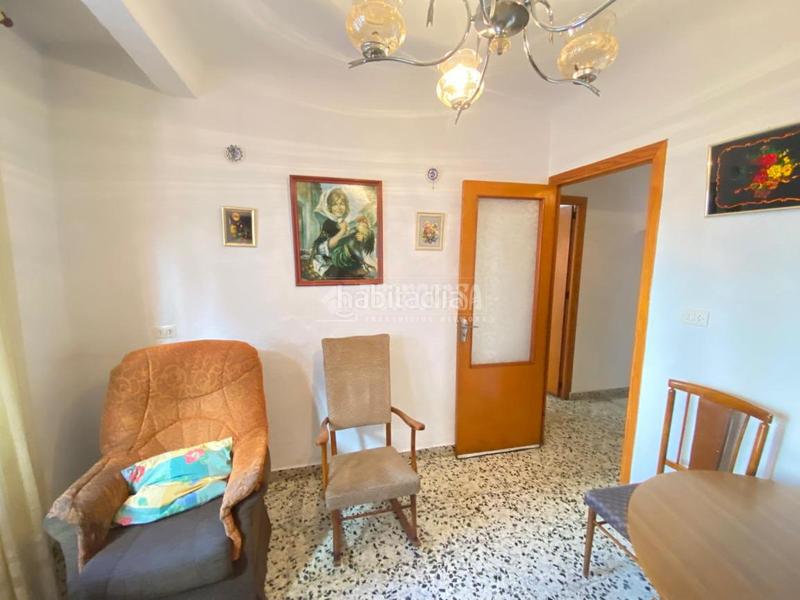 Foto 5891f742-2524-4117-b74b-ea637d0e3818. Casa aparellada a Lanjarón