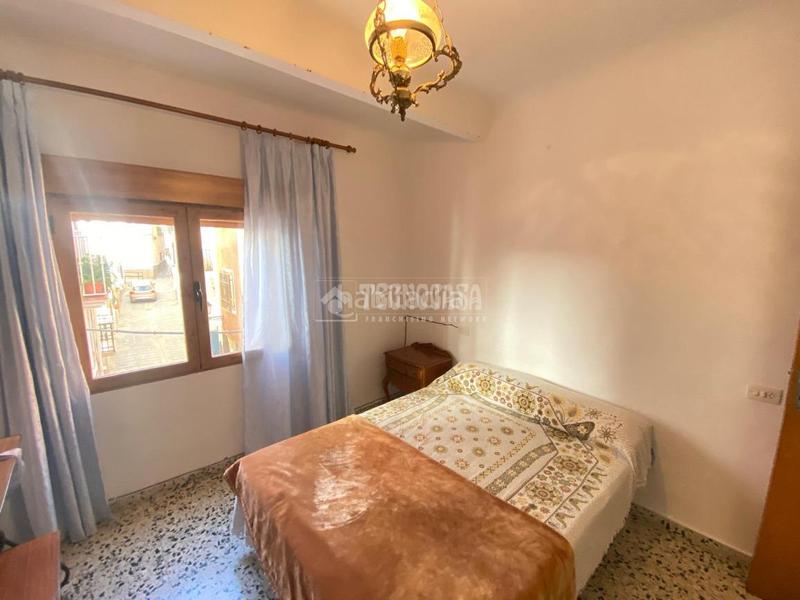 Foto ebc894d9-bbe7-46a3-baa8-058333648ab3. Casa aparellada a Lanjarón