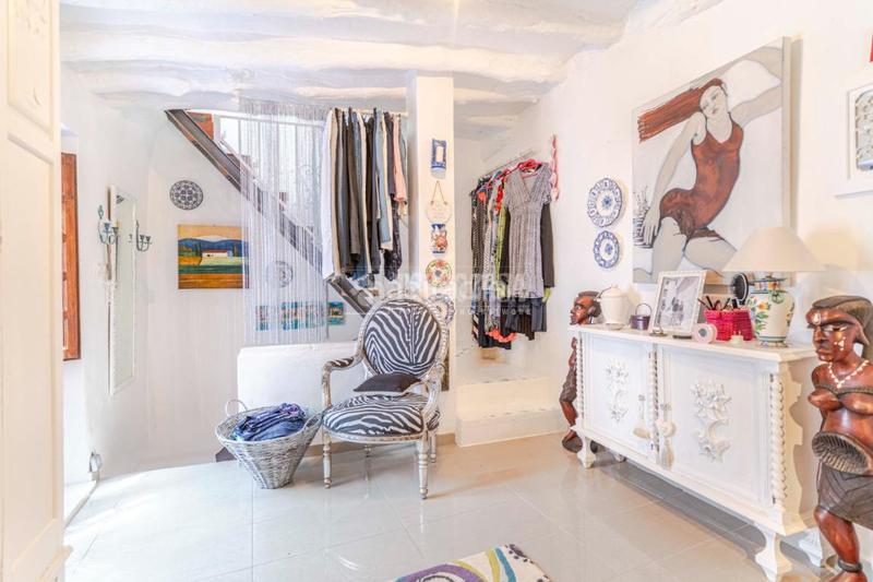 Foto 23f4fd43-ad6b-430e-805b-4a58d6d5a83e. Casa pareada casa en venta en los guajares en Guájares (Los)