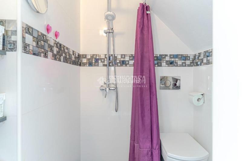 Foto 48470940-ca34-43ad-af11-e39115328247. Casa pareada casa en venta en los guajares en Guájares (Los)