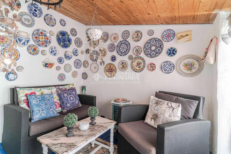 Foto da4e45f0-69e6-4ff2-ab2c-a22e95c8e3c6. Casa pareada casa en venta en los guajares en Guájares (Los)