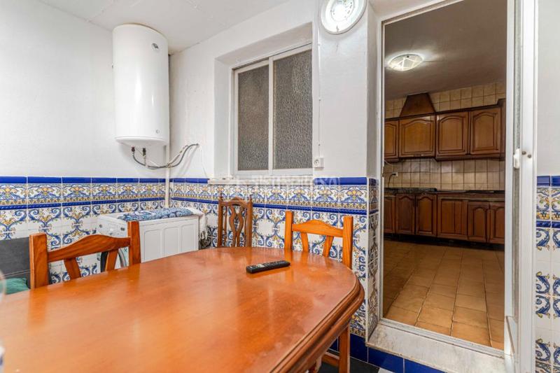 Foto 2268f0ce-0200-4f4c-8c16-19b1470f941c. Casa pareada casa en venta en Motril ciudad Motril