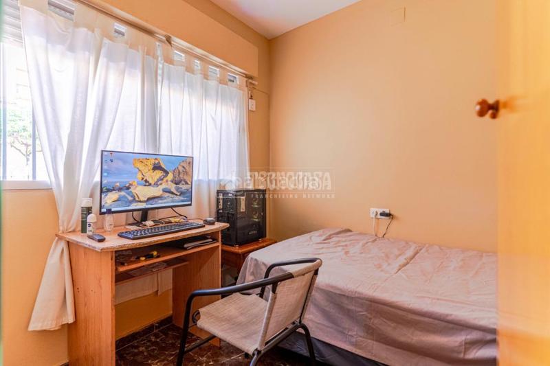 Foto 3d5c5c10-cd04-42cc-9e74-c940eeb6404a. Casa pareada casa en venta en Motril ciudad Motril