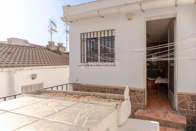 Foto ff8ec6fc-0d40-458c-ac5e-17c500efaaf0. Casa pareada casa en venta en Motril ciudad Motril