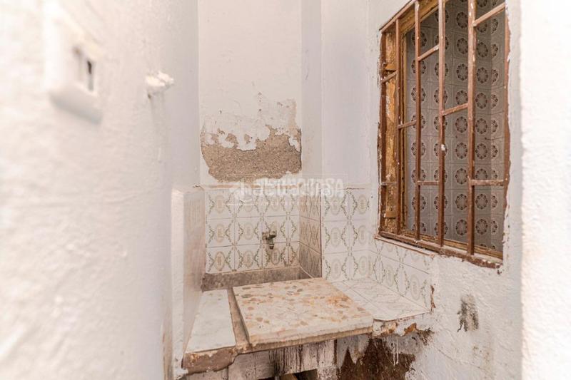 Foto 4d639d1e-ef43-41ca-8129-928a3399416c. Local comercial  en venta en Motril ciudad Motril