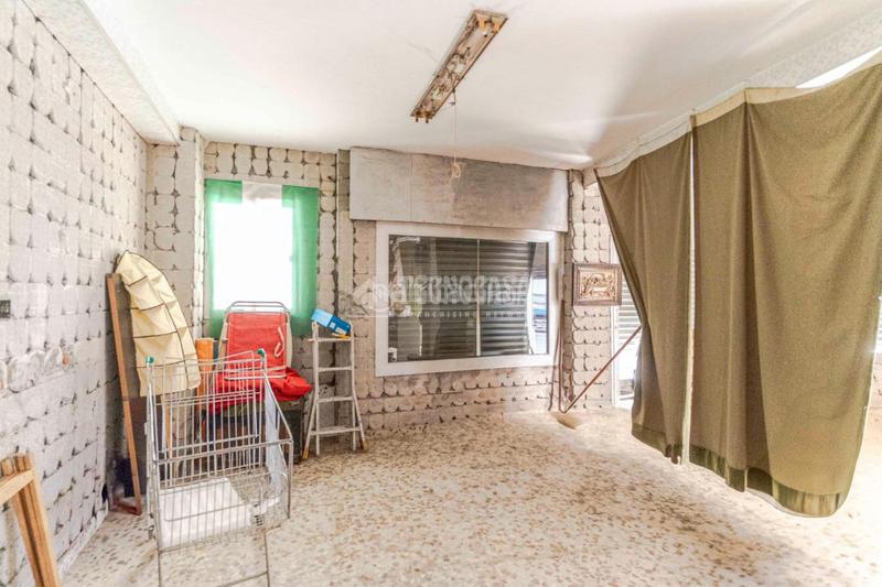Foto ec42ee99-e7ad-4cf2-b4b3-e5b4c3a69693. Local comercial  en venta en Motril ciudad Motril