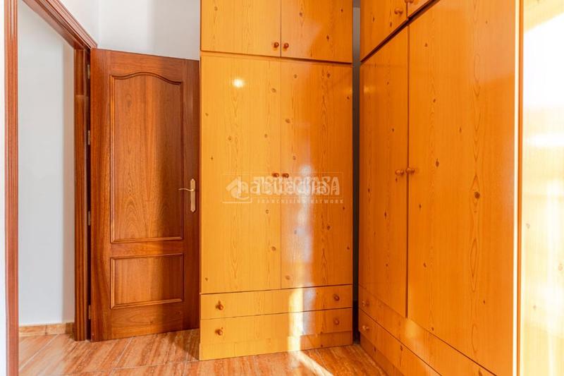 Foto 3cd0ef83-14d3-46b3-8754-05cce2870314. Casa pareada casa en venta en Órgiva