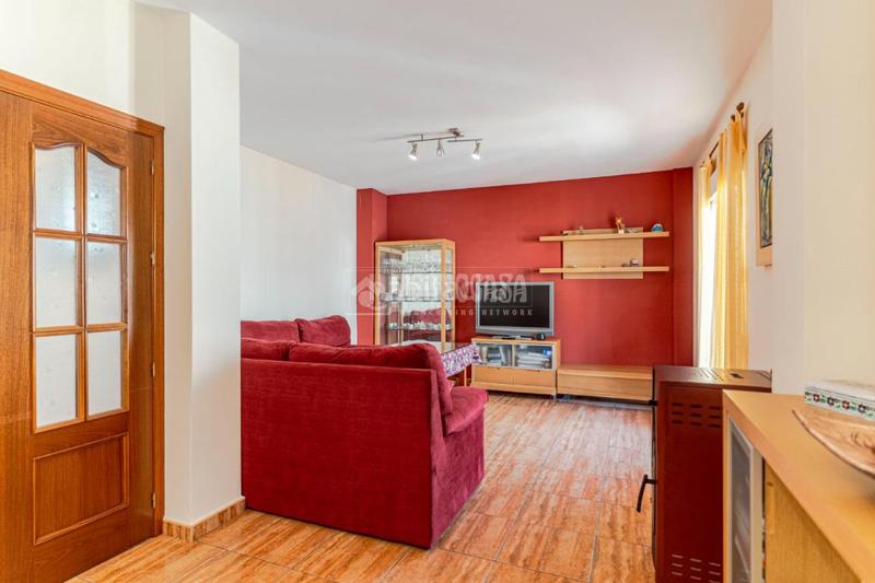 Foto 870cb20e-e7e2-4d38-b08a-040e6bafbcaf. Casa pareada casa en venta en Órgiva