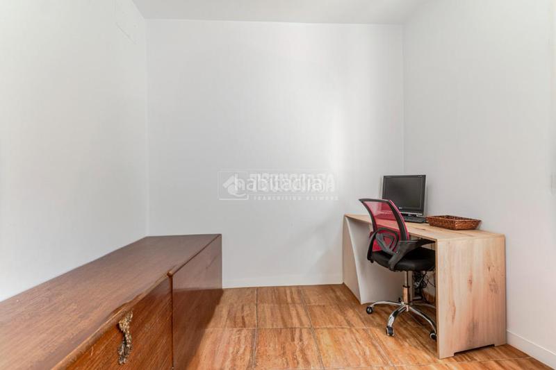 Foto a49a008d-34cf-4df9-9a30-dfb4c24b2100. Casa pareada casa en venta en Órgiva