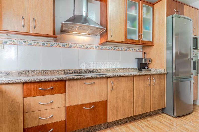 Foto d9cc6d40-d794-4343-ac4e-76116fd8de7f. Casa pareada casa en venta en Órgiva