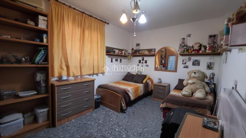 Foto 502b6096-57cc-4737-ba84-a4beca0ee858. Casa bifamiliare con parcheggio piscina in Órgiva