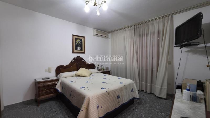 Foto ad3f73ab-ec04-418c-bdae-cf04a2b7aebf. Casa bifamiliare con parcheggio piscina in Órgiva