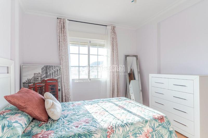 Foto 3fcfbdff-f1cc-4cff-8ade-5a68cc7072ca. Pis a Motril ciudad Motril