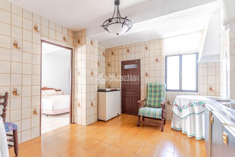 Foto a7e34e23-ae98-4a88-a583-8be9f42a6e37. Casa aparellada a Guájares (Los)