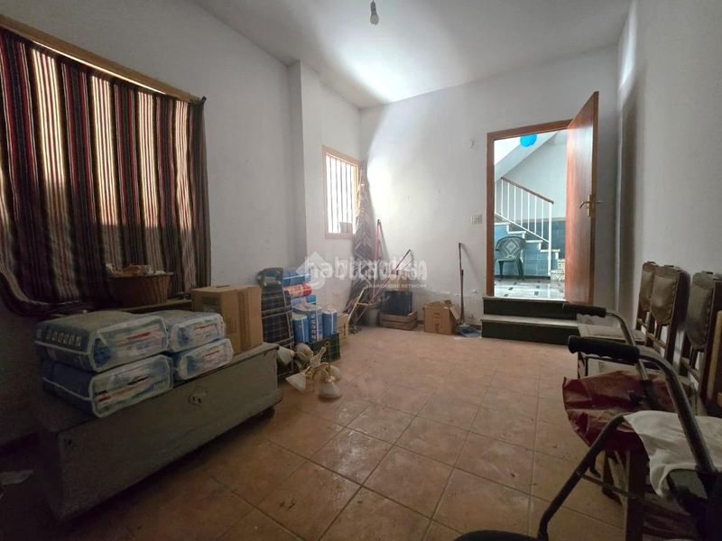 Foto 1a715fba-e938-4f9c-bbff-0c957fba43aa. Piso  en venta en Lanjarón