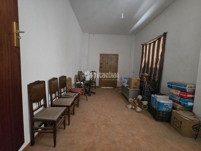 Foto 2fa3a8ce-263d-4aca-9981-06230429b847. Piso  en venta en Lanjarón