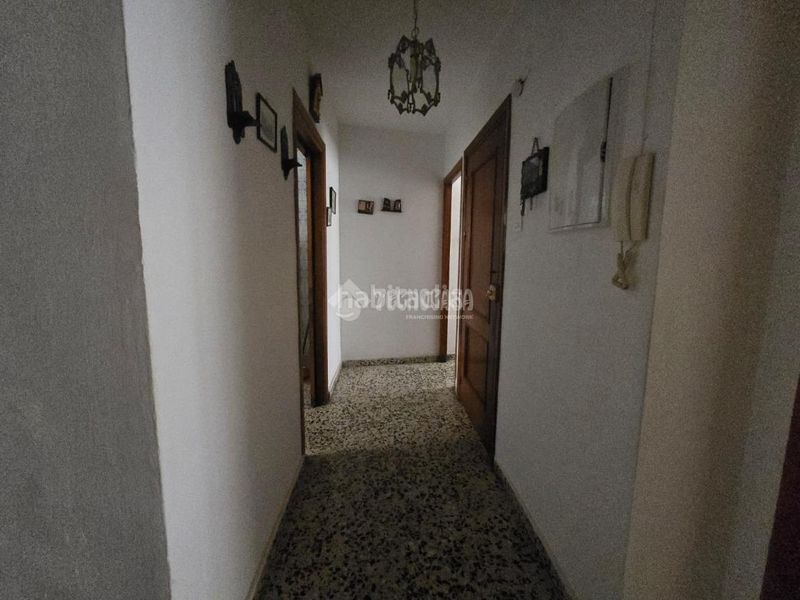 Foto 55f31698-0165-4c9a-8bee-cd910ca45414. Piso  en venta en Lanjarón