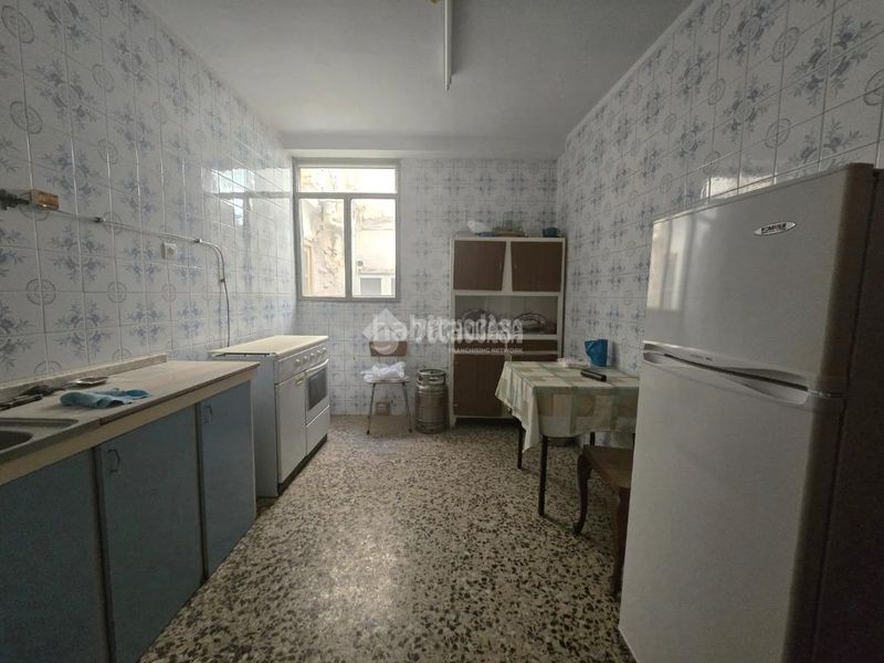 Foto 734b3b9b-1332-4e8c-9a56-1007011f2855. Piso  en venta en Lanjarón