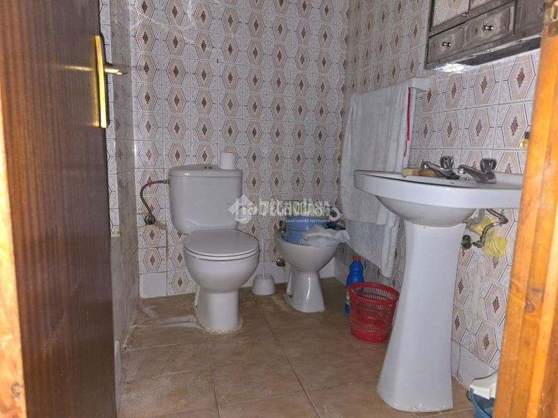Foto 8bd9b1e7-54e0-49ef-b8bd-5cd1b550c7d1. Piso  en venta en Lanjarón