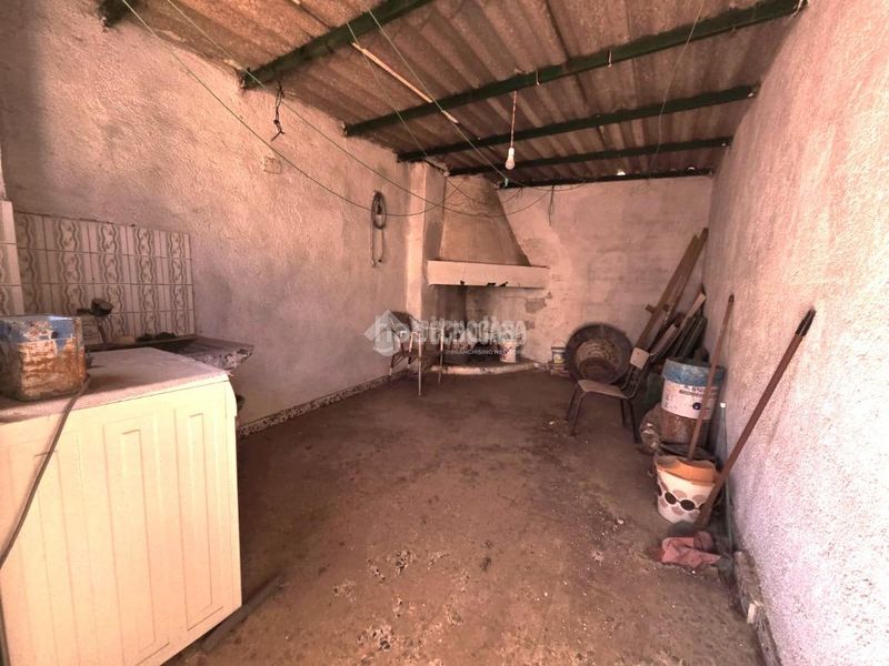 Foto e6fd203e-e964-44cc-8d9e-466c52682263. Piso  en venta en Lanjarón