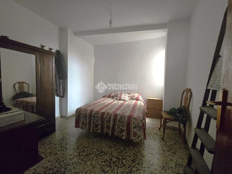 Foto ff447427-b1fe-4aff-8cb0-61fd019d47ce. Piso  en venta en Lanjarón