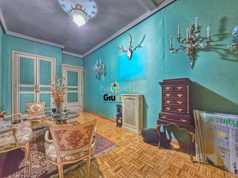 Foto f60cbec3-2cde-4956-8003-9ed3a6874639. Etagenwohnung mit heizung parking in Centro Cáceres