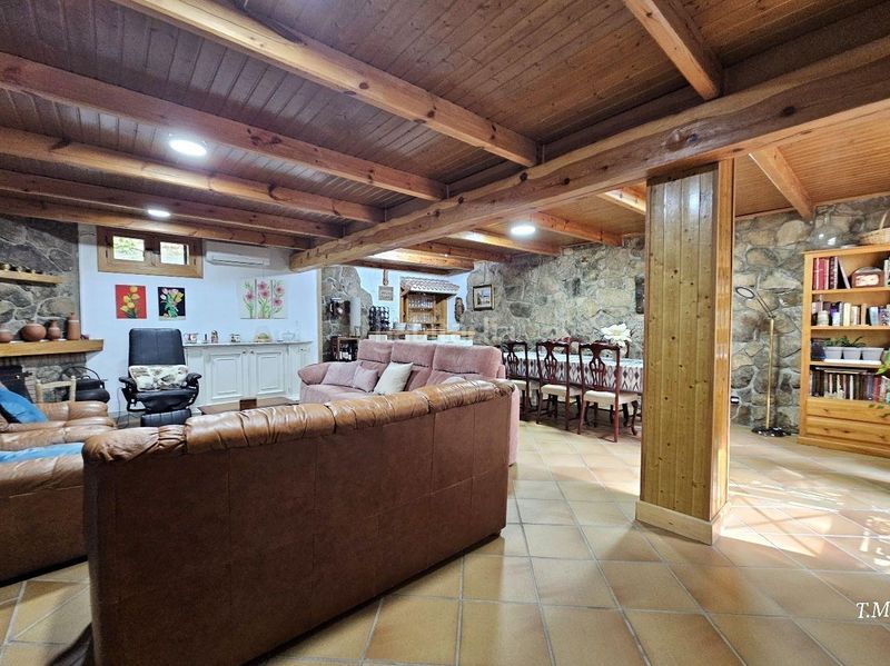 Foto 6241c762-8599-4ef5-9b76-9d9347e62fab. Chalet con riscaldamento parcheggio in Aguas Vivas - La Zambomba Cáceres
