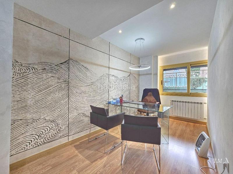 Foto 3eb4e1d4-ccef-420f-b0b4-bbf6ac9ee541. Lloguer oficina amb calefacció a Ruta de la Plata Cáceres