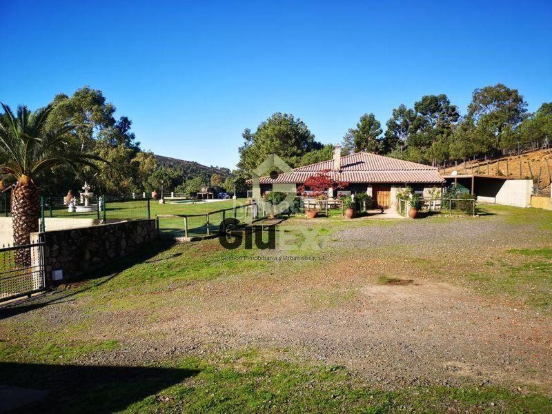 Foto af03e921-4335-4d80-a415-429a39f3f4cd. Finca rústica a Cañaveral