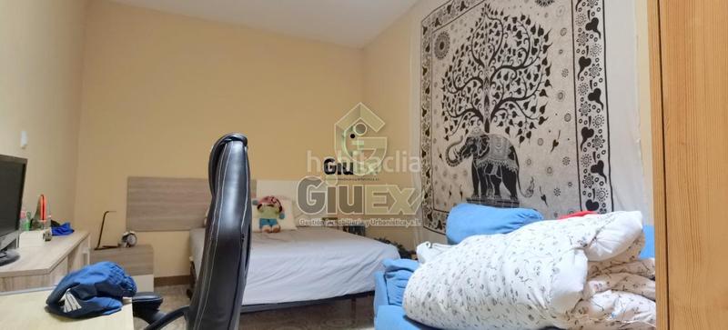 Foto 182f4014-80b1-42ab-bbcb-b9cbc130a8b8. House with heating in Casco Antiguo Cáceres