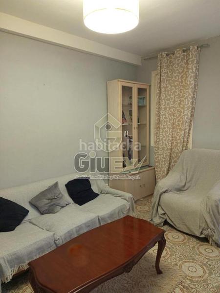 Foto 73da497f-3c99-48d8-8606-a74483ea7ea3. House with heating in Casco Antiguo Cáceres