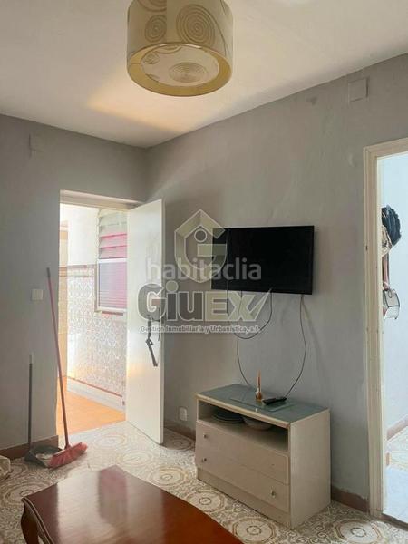 Foto fc9fa928-f6ce-46cc-a337-cb478bead790. House with heating in Casco Antiguo Cáceres