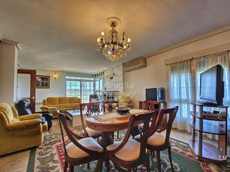 Foto f620f30f-7e74-4675-a71f-c6863aeeb9c7. Chalet con riscaldamento parcheggio in Ceres Golf Cáceres