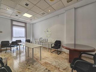 Lloguer Local Comercial a Centro