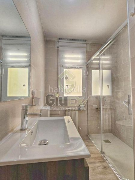 Foto 25ba3c70-7cdc-4351-9c30-fce43369ee0f. Rent flat with heating in Centro Cáceres