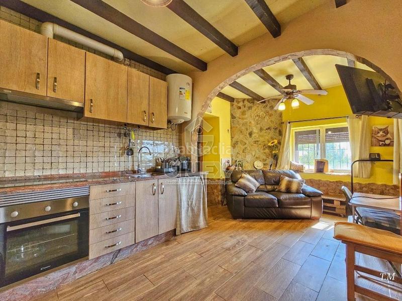 Foto e97b7ca8-91e4-4df5-a63d-bff46c06de04. Finca rústica en Cañaveral