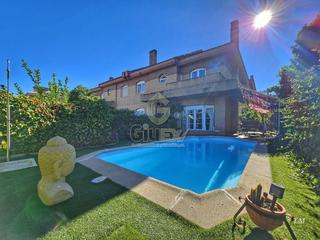 Chalet in Ruta de la Plata
