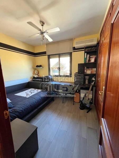 Foto b2a81c35-af6a-4497-9963-dd562496598b. Casa amb calefacció aparcament a Montesol - Mejostilla Cáceres